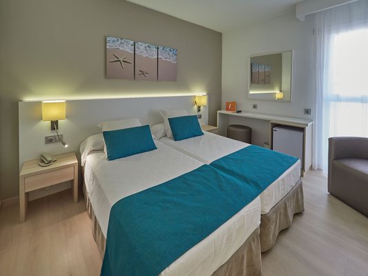 Habitación BQ Delfín Azul 4* Puerto de Alcudia