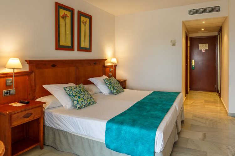 Standard double room BQ Andalucía Beach Hotel Málaga - Torre del mar