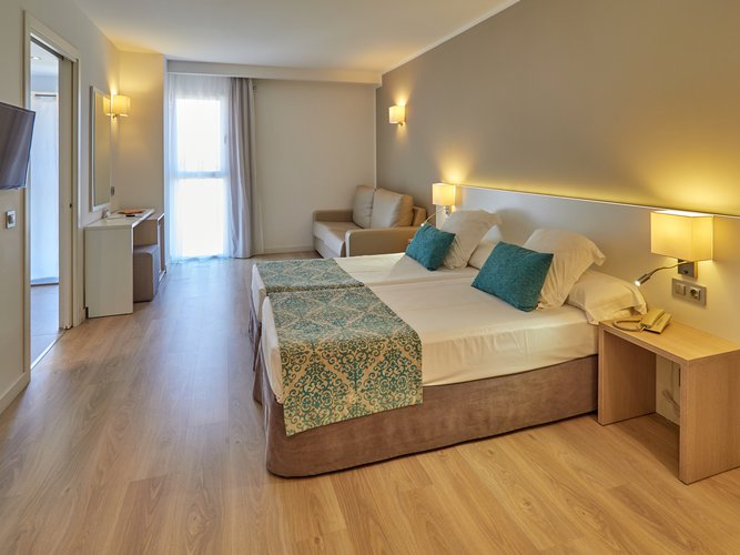 Habitación doble sin balcón BQ Delfín Azul 4* Puerto de Alcudia