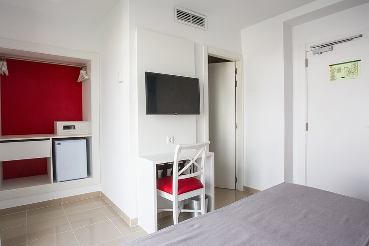 Einzelzimmer BQ Carmen Playa 4*- Nur für erwachsene Playa de Palma Einzelzimmer BQ Carmen Playa 4*- Nur für erwachsene Playa de Palma