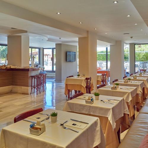 SNACK-BAR TERRASSE BQ Augusta 4* Palma de Mallorca SNACK-BAR TERRASSE BQ Augusta 4* Palma de Mallorca