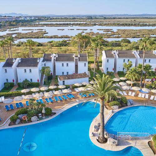 LOUNGE BAR BQ Alcudia Sun Village 3* Playa de Muro LOUNGE BAR BQ Alcudia Sun Village 3* Playa de Muro