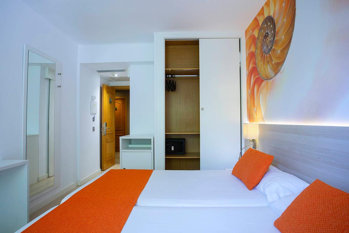 Chambre sans balcon BQ Bulevar Peguera 4*- Seuls les Adultes Paguera Chambre sans balcon BQ Bulevar Peguera 4*- Seuls les Adultes Paguera