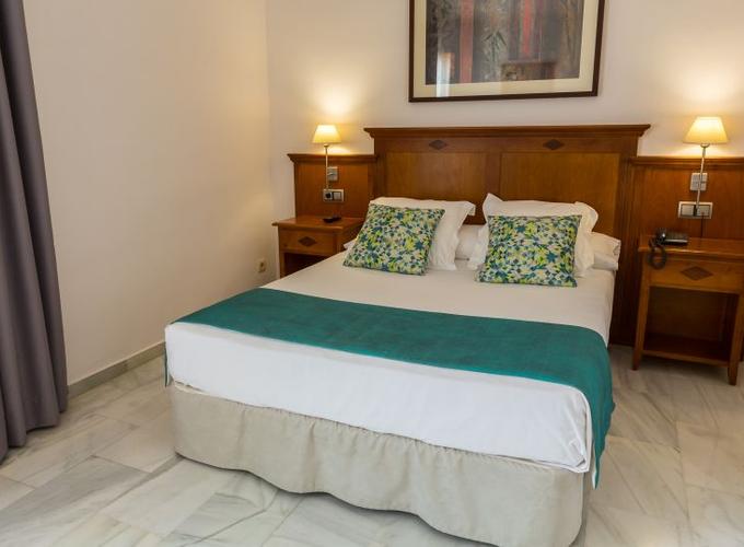 Habitación familiar BQ Andalucía Beach 4* Málaga - Torre del mar Habitación familiar BQ Andalucía Beach 4* Málaga - Torre del mar